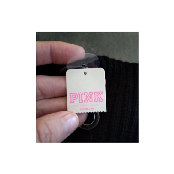 💥NWT VS PINK SCARF - Picture 4 of 4